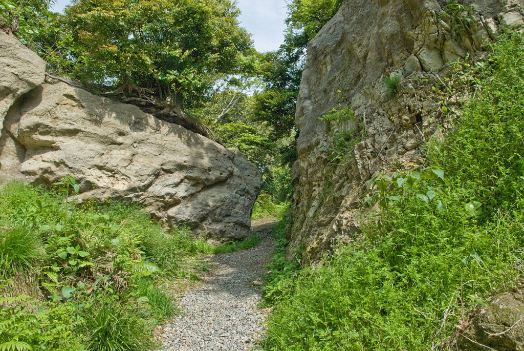 The Nagoe Pass between Zushi and Kamakura, Japan, linked Kamakura to the Miura Peninsula.